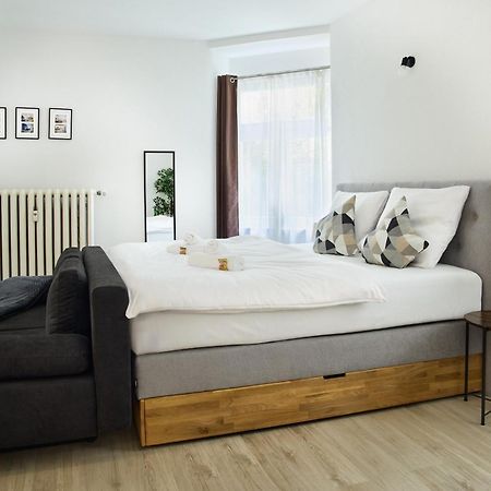 Idee Living City-Apartment - Terrasse - Netflix Манхайм Екстериор снимка